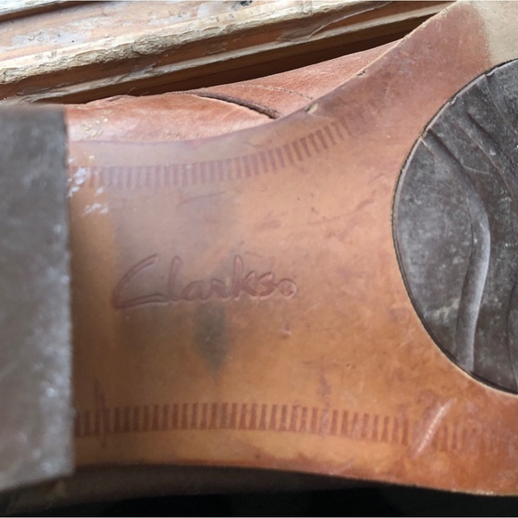 Clarks Tan Leather Ankle Boots - Picture 8 of 8